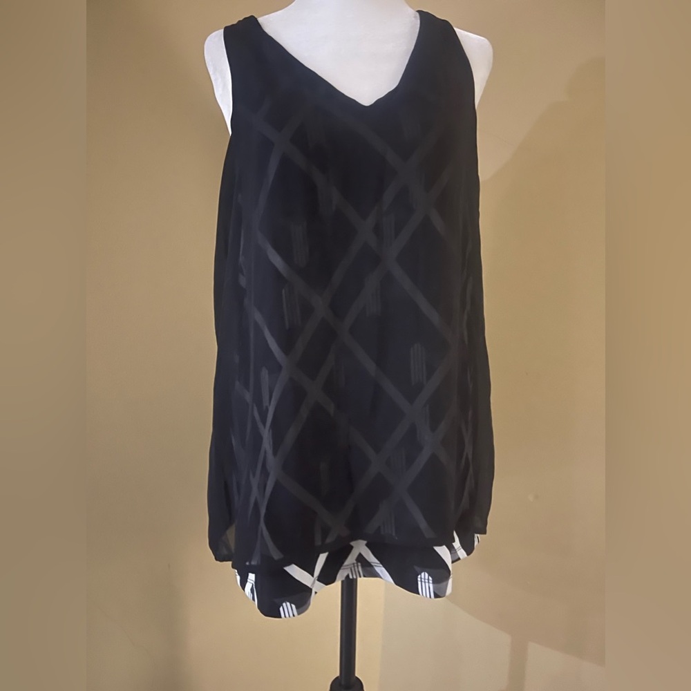 👻🎃CLEARANCE🎃👻 Ricki’s double layer tank top
